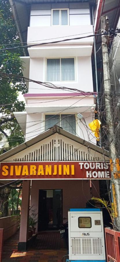 Vila Sivaranjini Tourist Guruvāyūr Exteriér fotografie
